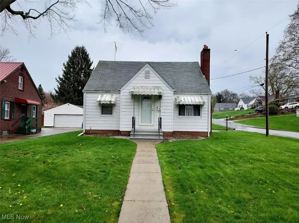 4903 Barrie St NW, Canton, OH 44708