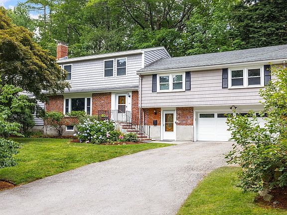 2nd image of 22 Bracebridge Rd