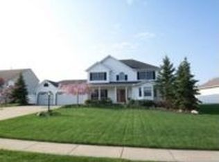 5004 Cabernet Dr, Brunswick, OH 44212