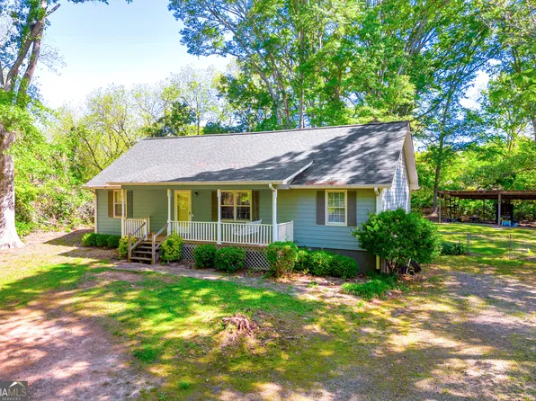 86 Factory St, Maysville, GA 30558