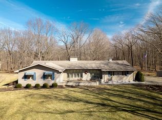 22195 Carltons Dell Rd, Danville, IL 61834