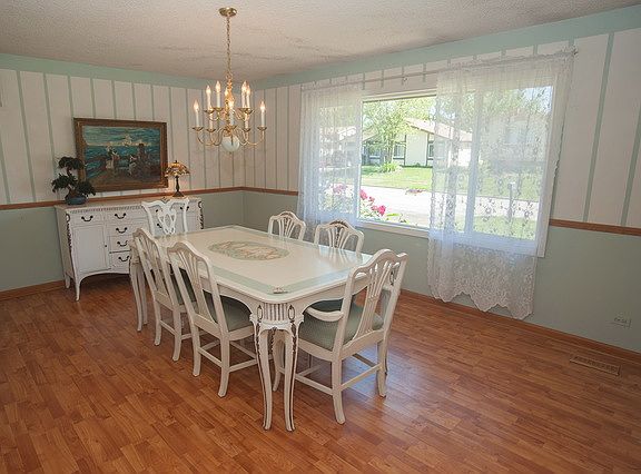 3rd image of 5332 Fonda Ln
