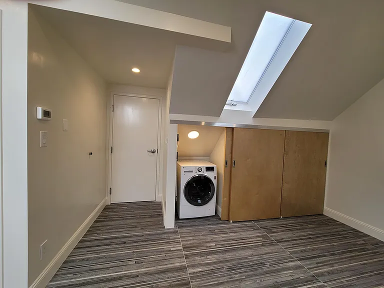 2014 Clement St #B — Photo 10