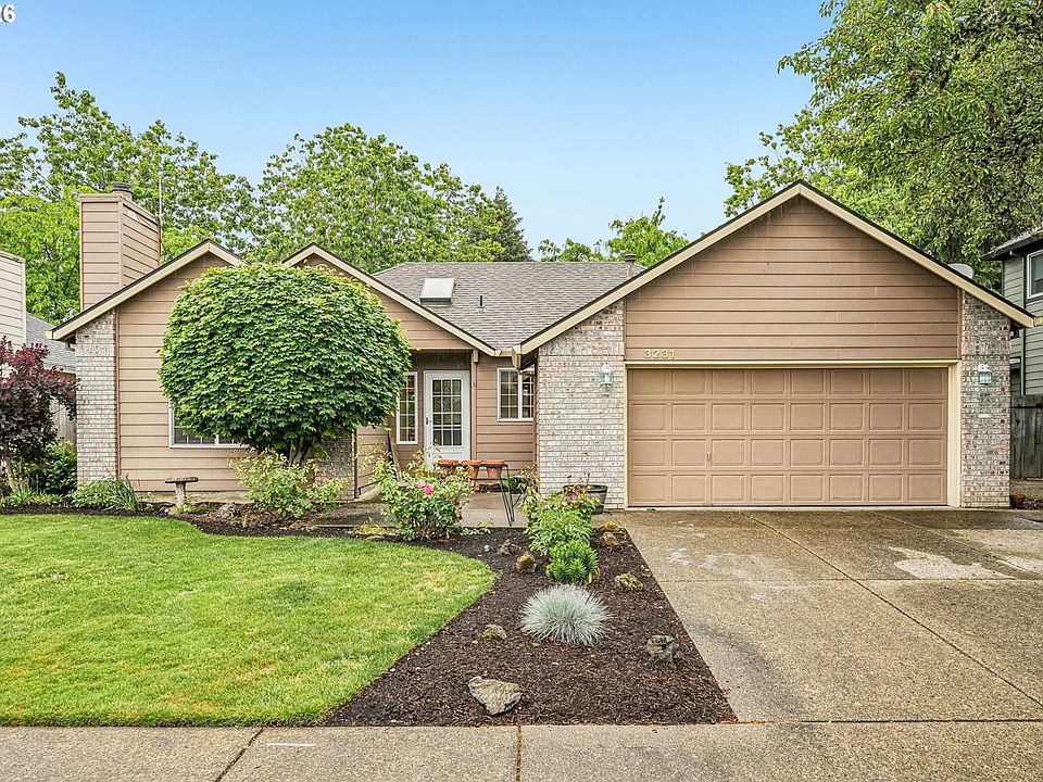 1st image of 3231 NE 1st Pl