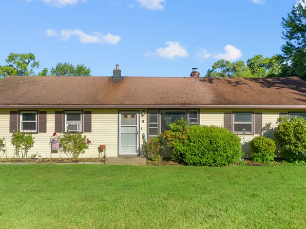 8 Weymouth Drive, Enfield, CT 06082
