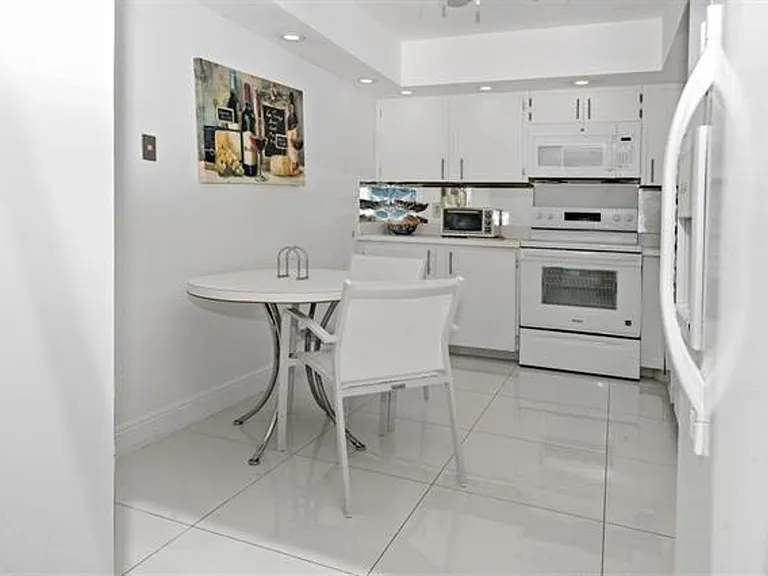 1880 S Ocean Dr #TS705 — Photo 20