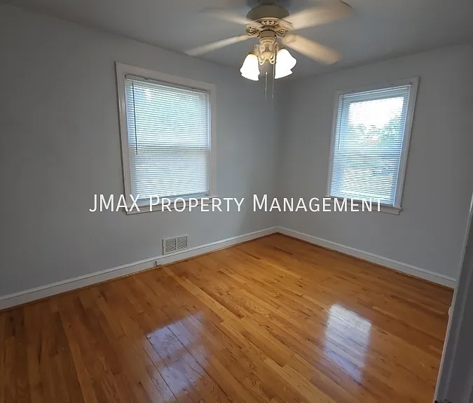 1672 Brandon Ave SW #A — Photo 9