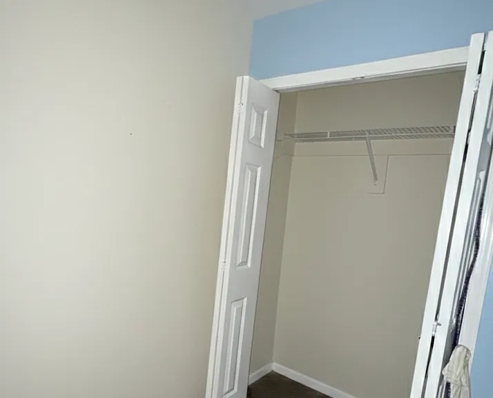 1404 W Running Brook Rd — Photo 1