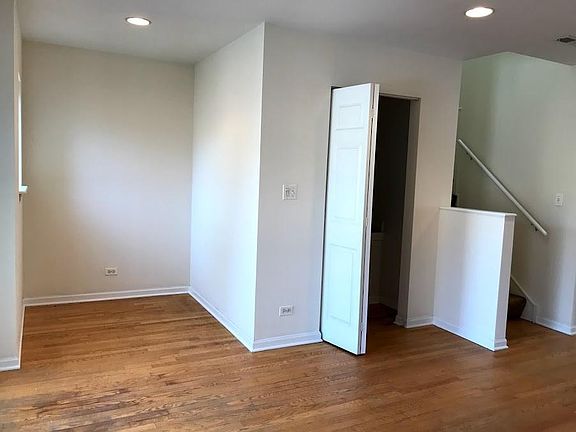 4th image of 2832 N Damen Ave #2