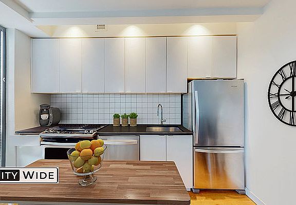 5th image of 336 Himrod St Penthouse 2