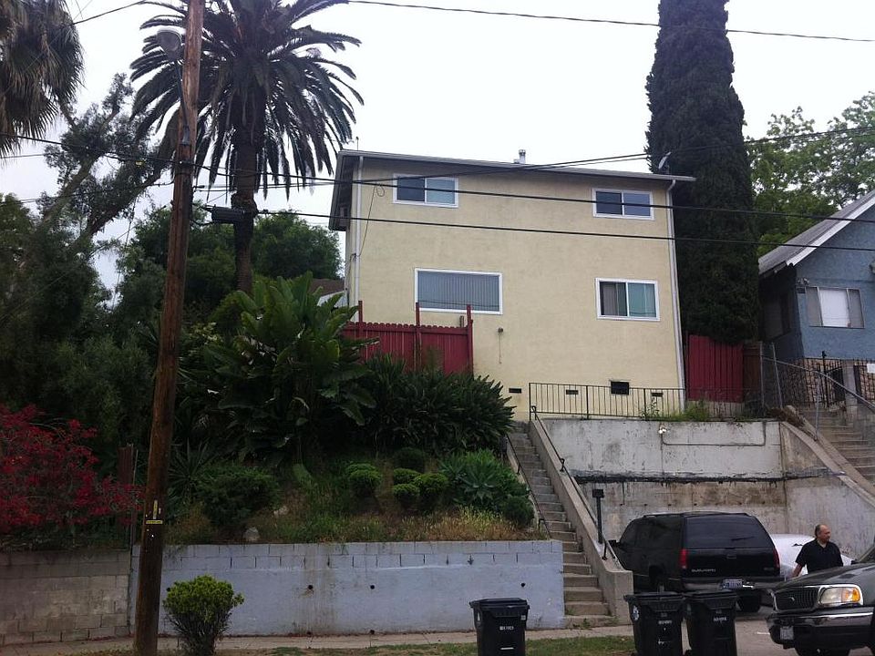 1st image of 815 El Paso Dr