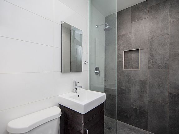 5th image of 180 7th Ave APT 2E