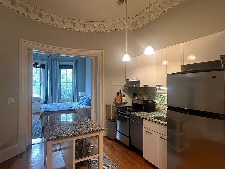 3 Wellington St #2 — Photo 5