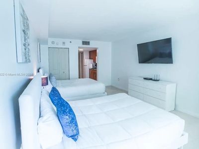 1200 Brickell Bay Dr APT 2616, Miami, FL, 33131