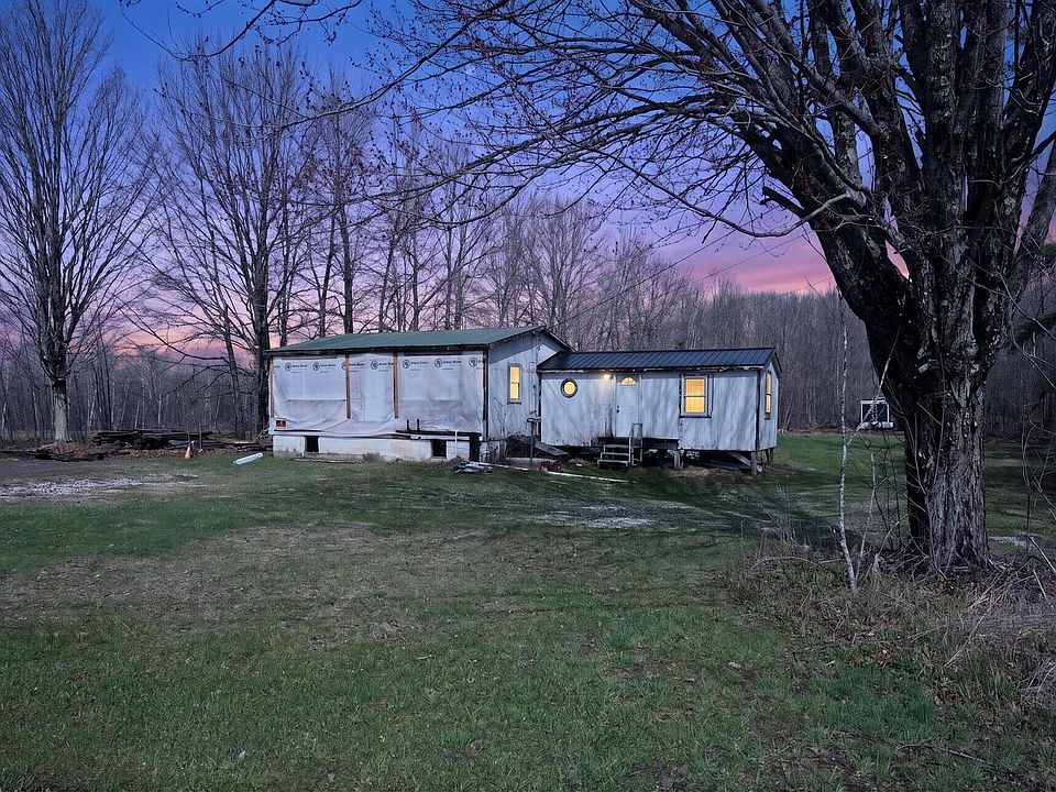 1st image of 401 Canaan Road
