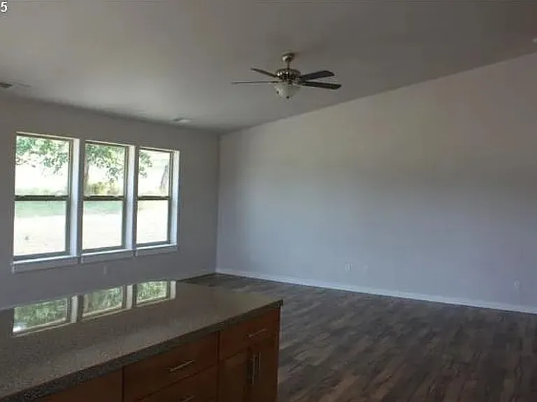 1530 W Basil St — Photo 8