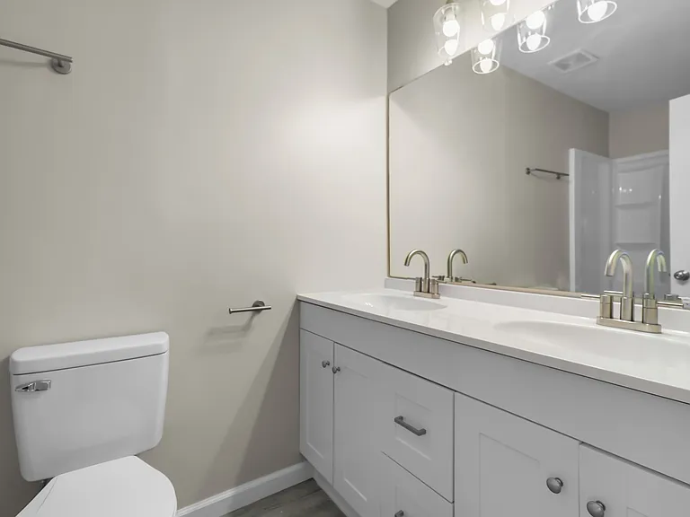 106 Alexander Blvd — Photo 18