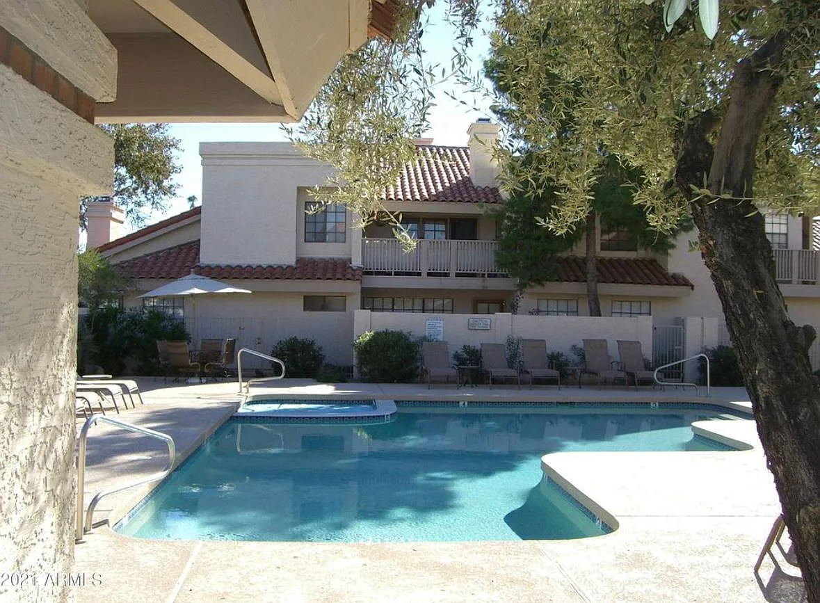 Building Photo - 7800 E Lincoln Dr #2079