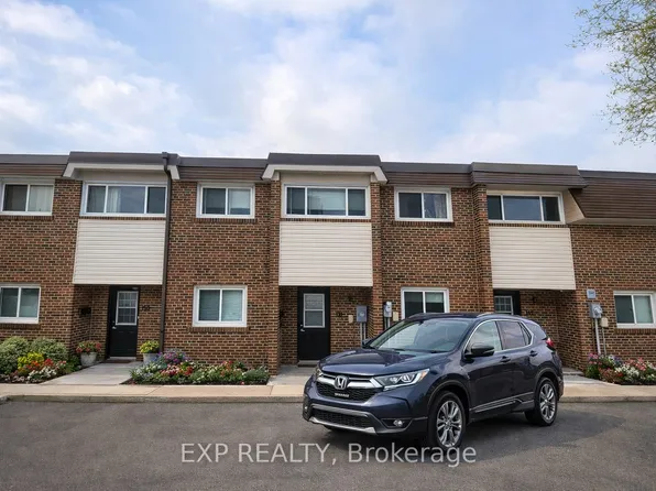 55 Godstone Rd #111, Toronto, ON M2J 3C8