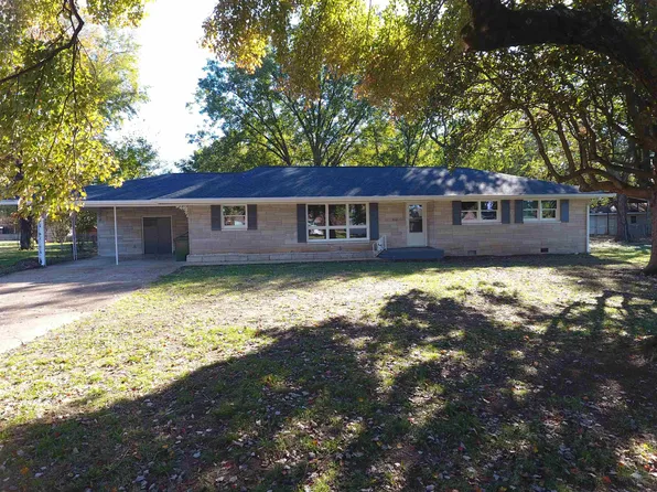 402 Lasalle Ave, Muscle Shoals, AL 35661