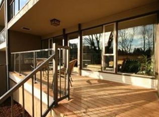 3933 S Pearl St APT 4, Seattle, WA 98118