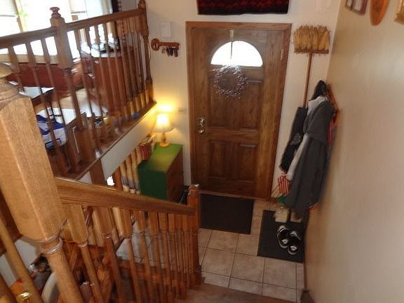 3rd image of 225 S Orchard Dr
