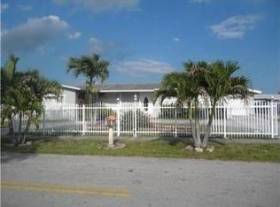 19655 SW 119th Pl, Miami, FL 33177