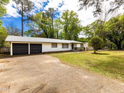 3746 Old Canton Rd, Jackson, MS, 39216
