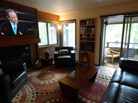 3rd image of Bluff Condo Dr #4140