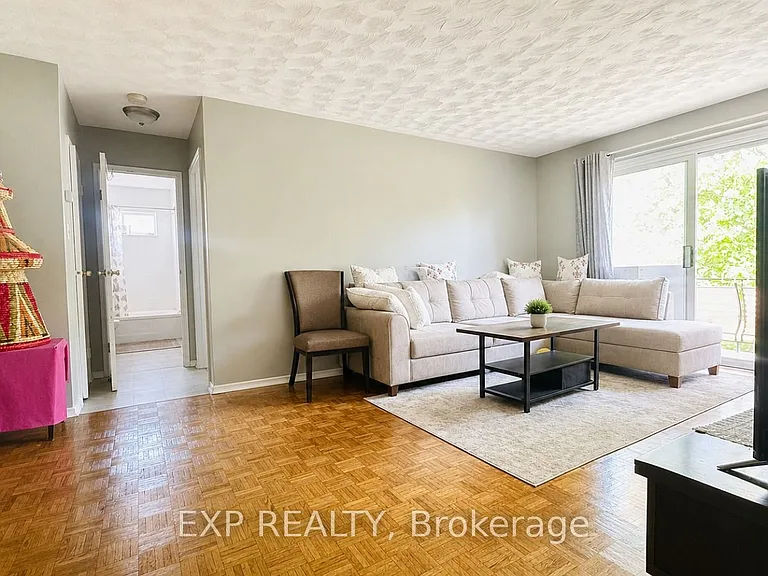 428 Barrie Pl #2 — Photo 5