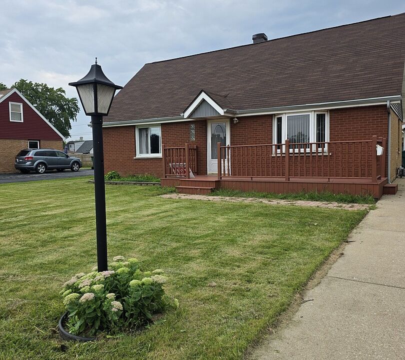 1st image of 8225 New Castle Ave