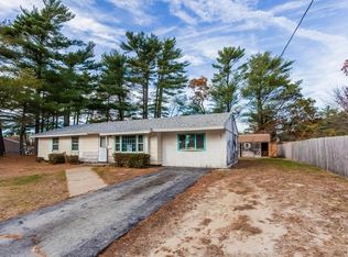 5 Penikese St, Wareham, MA 02571