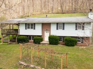 761 Zeb Haught Rd, Wadestown, WV 26590