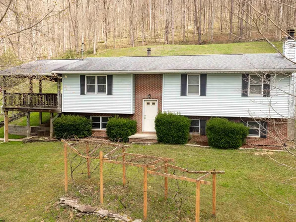 761 Zeb Haught Rd, Wadestown, WV 26590