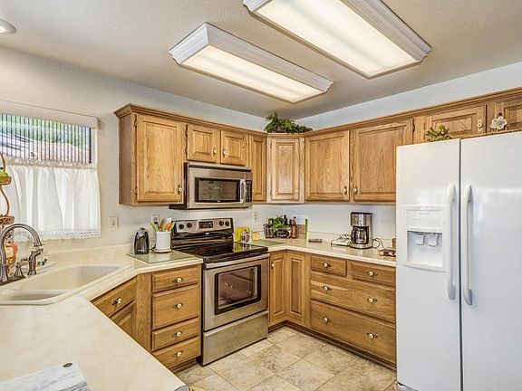 4th image of 13002 W Tangelo Dr