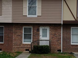 100 Mesa Dr APT 2, Erwin, TN 37650