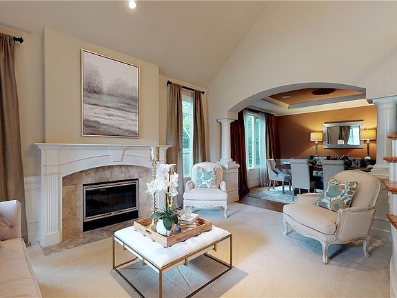 4th image of 27810 SE 26th Way