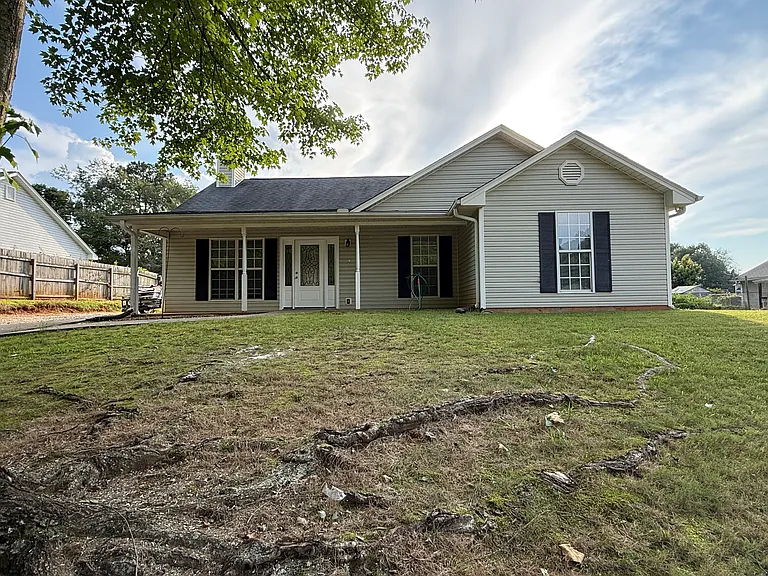 5115 Twin Oaks Ln — Photo 1