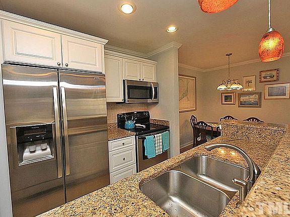 4th image of 1001 Kingswood Dr APT L