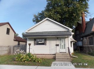 1107 Maple Ave, La Porte, IN 46350
