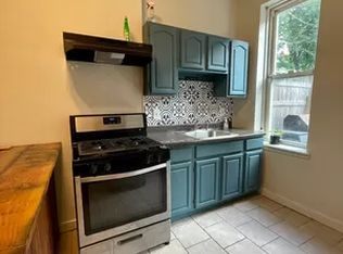 256 Irving Ave #1L, Brooklyn, NY 11237
