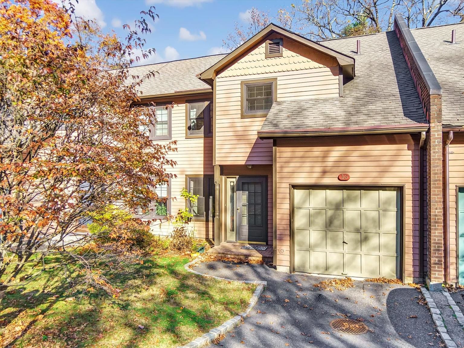 16 Adam Ct, Oyster Bay, NY 11771 Zillow