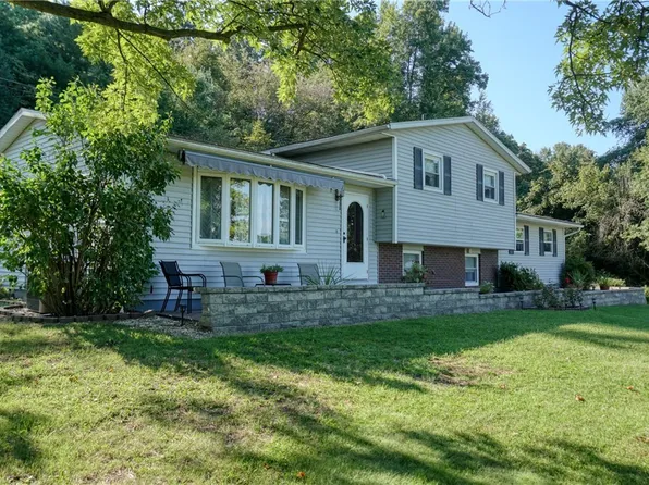 11194 Pleasant Rd, Pleasant City, OH 43772