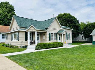 170 Western Ave, Hume, IL 61932