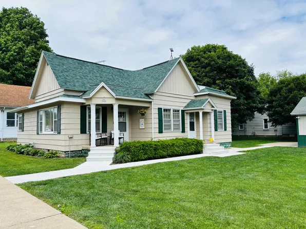 170 Western Ave, Hume, IL 61932