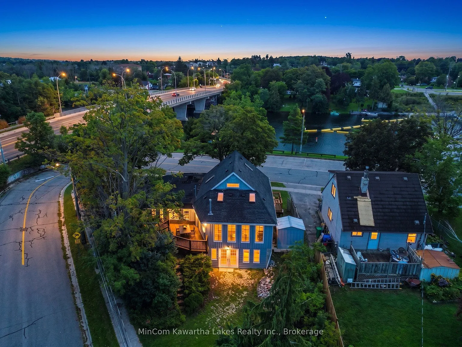 5 bed, $2,800 — Photo 1