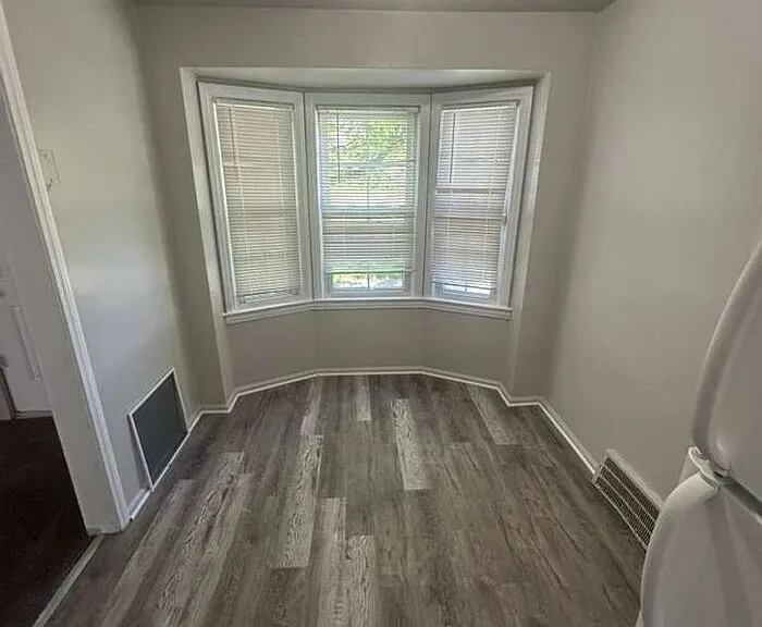9386 Coyle St — Photo 2