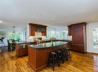 151 Scarlet Oak Dr, Wilton, CT 06897