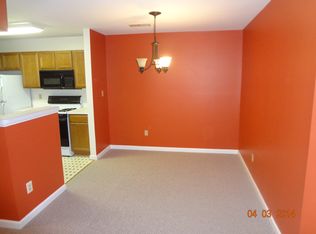 8083 Lacy Dr #16, Manassas, VA 20109