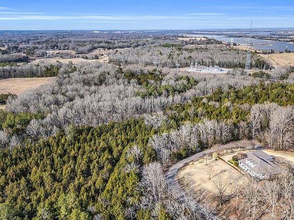 3rd image of Dogwood Dr Lot 21